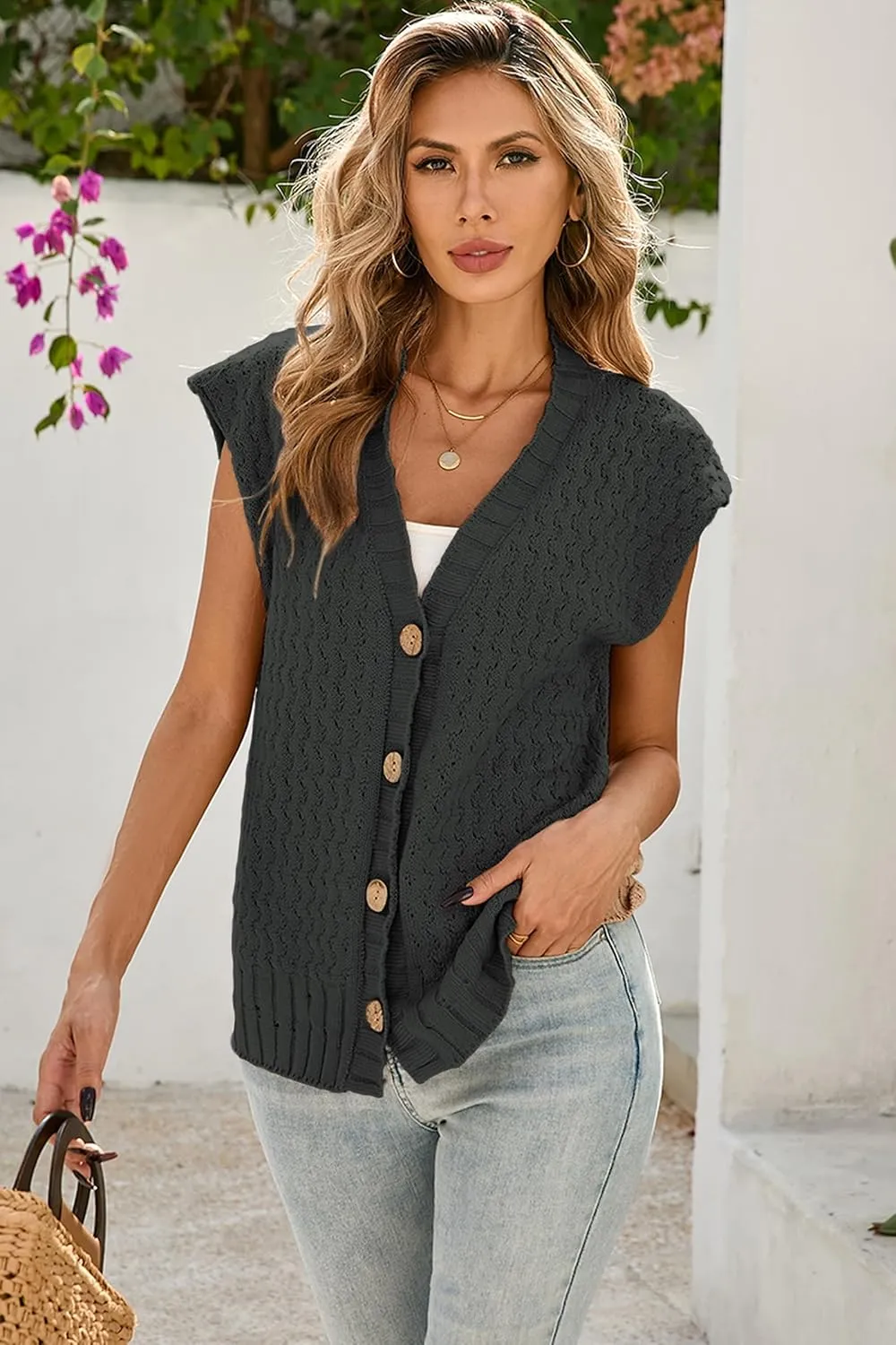 Cakulo Womens Cable Knit Sweater Vest 2025 Oversized Sleeveless Button Down Summer Cardigan Sweaters Tops