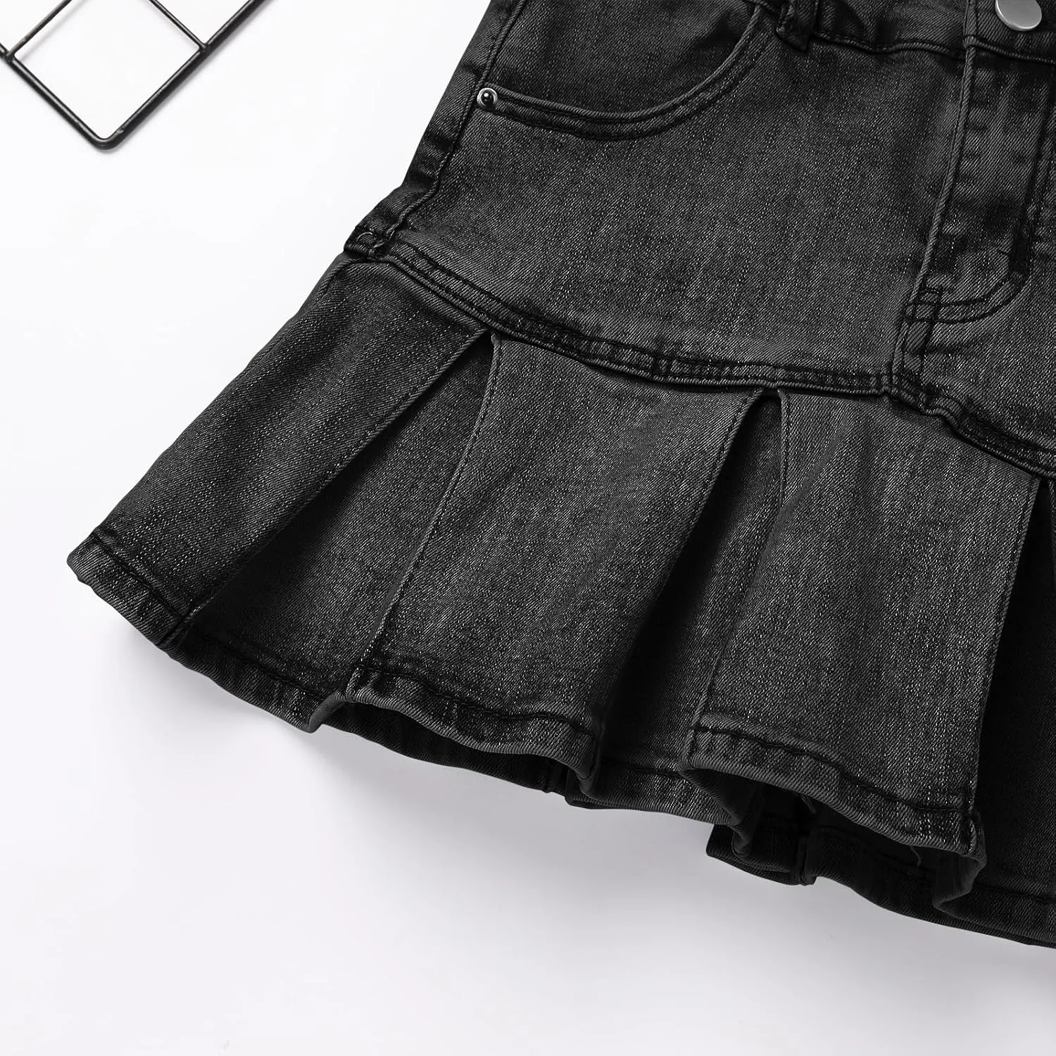 Women Trendy High Waisted Jean Skirts Raw Hem Frayed Ripped A-line Casual Mini Skirts