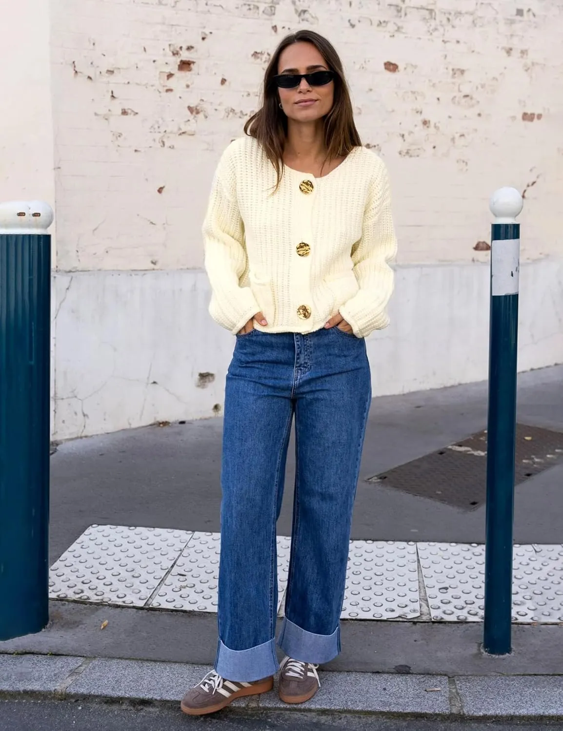 Women's Cropped Cardigan Sweaters Chunky Knit Gold Button Down Long Sleeve Open Front Cardigan with Pockets